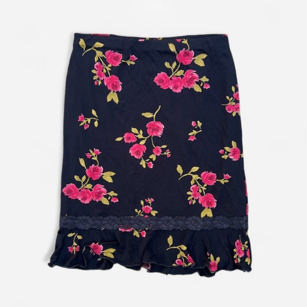 Guess Collection Vintage 90s/Y2K Floral Knee Length Skirt